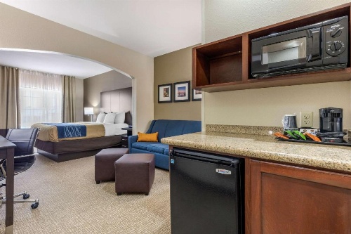 Comfort Inn & Suites North Little Rock near I-40 image 20