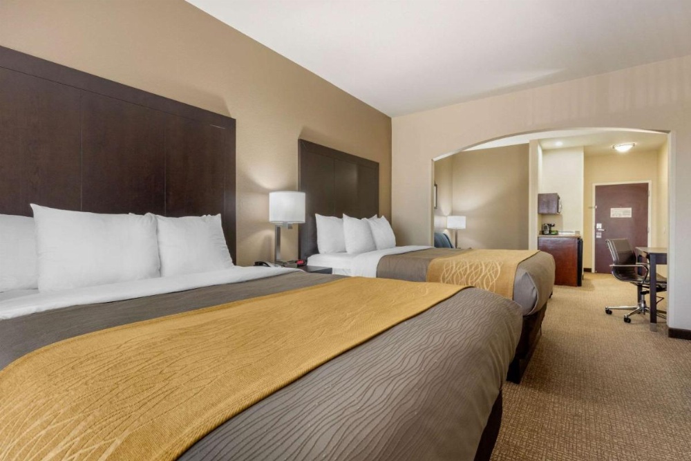 Comfort Inn & Suites North Little Rock near I-40 Image 35